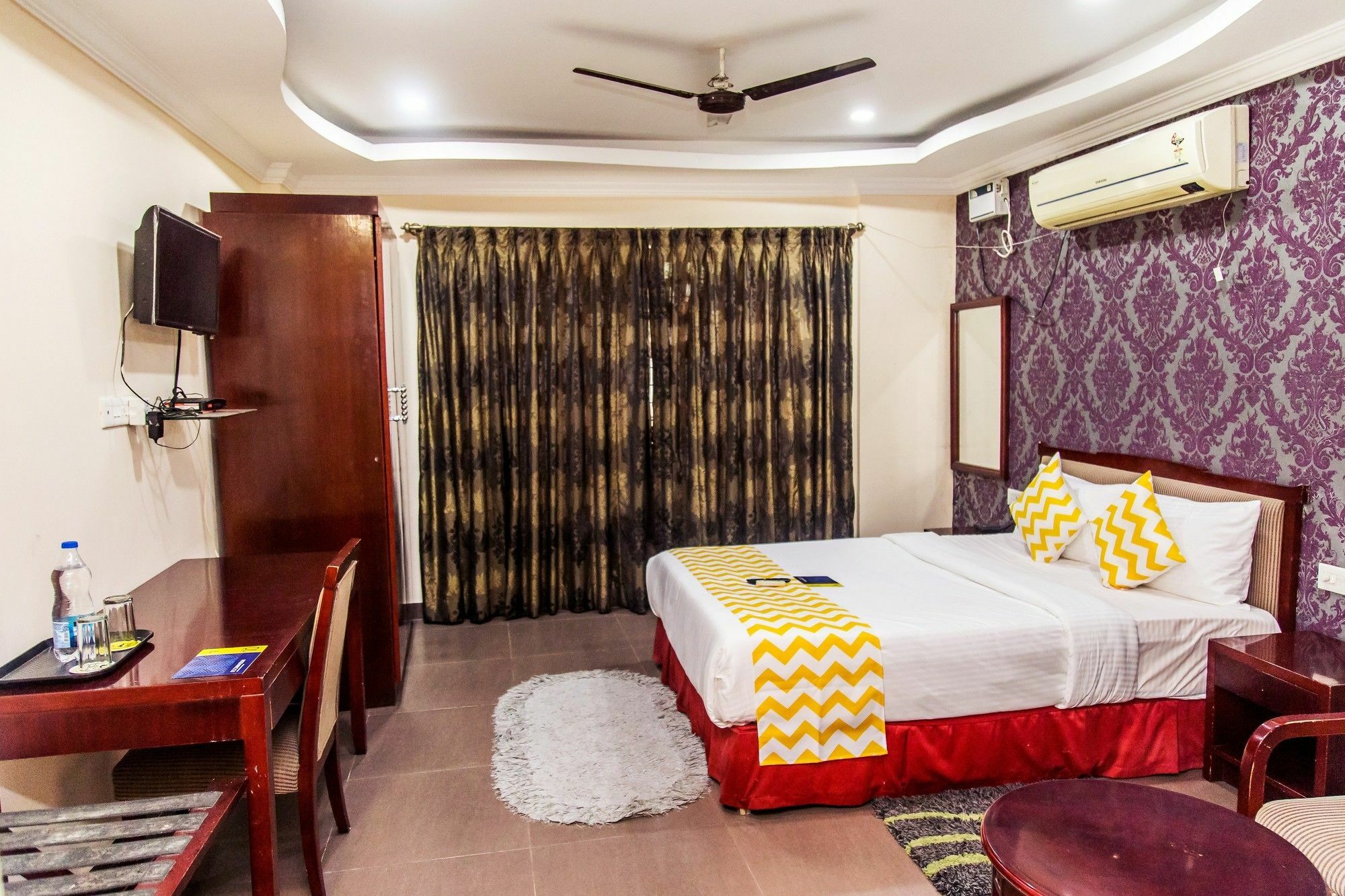 Fabexpress Oriental Suites III - Btm Mico Layout Бангалор Екстериор снимка